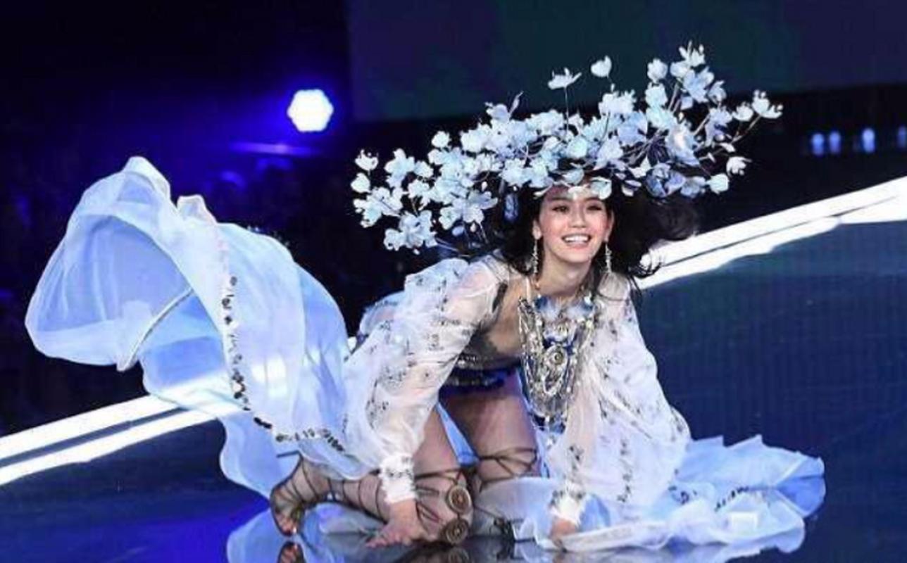 女明星2017活动_30位女明星综艺节目_女明星活动现场