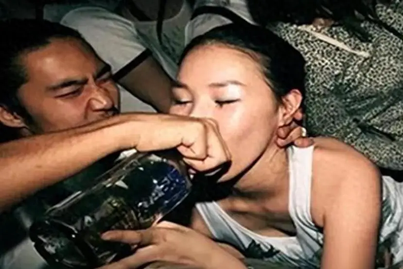 韩国娱乐圈的潜规则__韩国娱乐圈自杀率高的原因