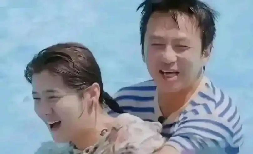 娱乐圈真实素颜_明星卸妆前后颜值对比_国内雀斑多的女明星