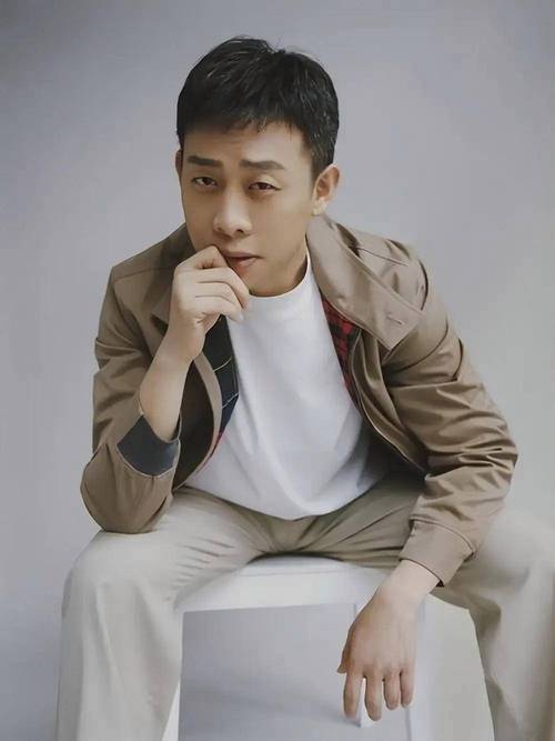 娱乐圈硬汉小生_硬汉的娱乐圈小说武数_娱乐圈硬汉